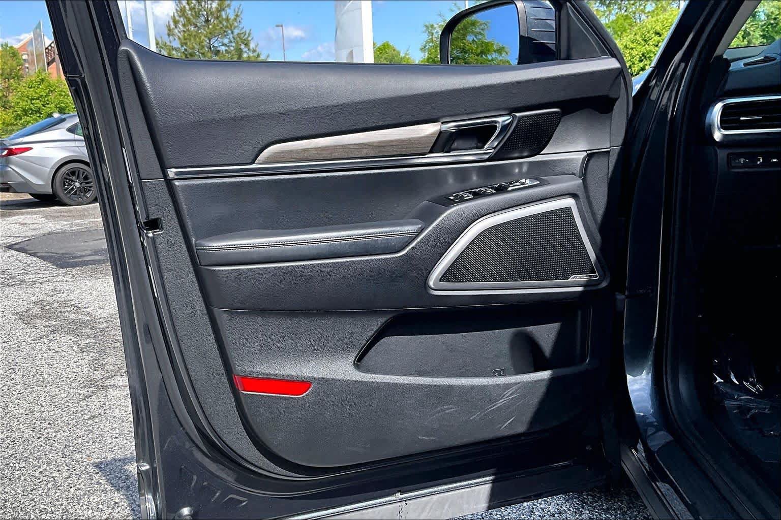 Used 2021 Kia Telluride EX w/ EX Premium Package AWD/4WD image 38