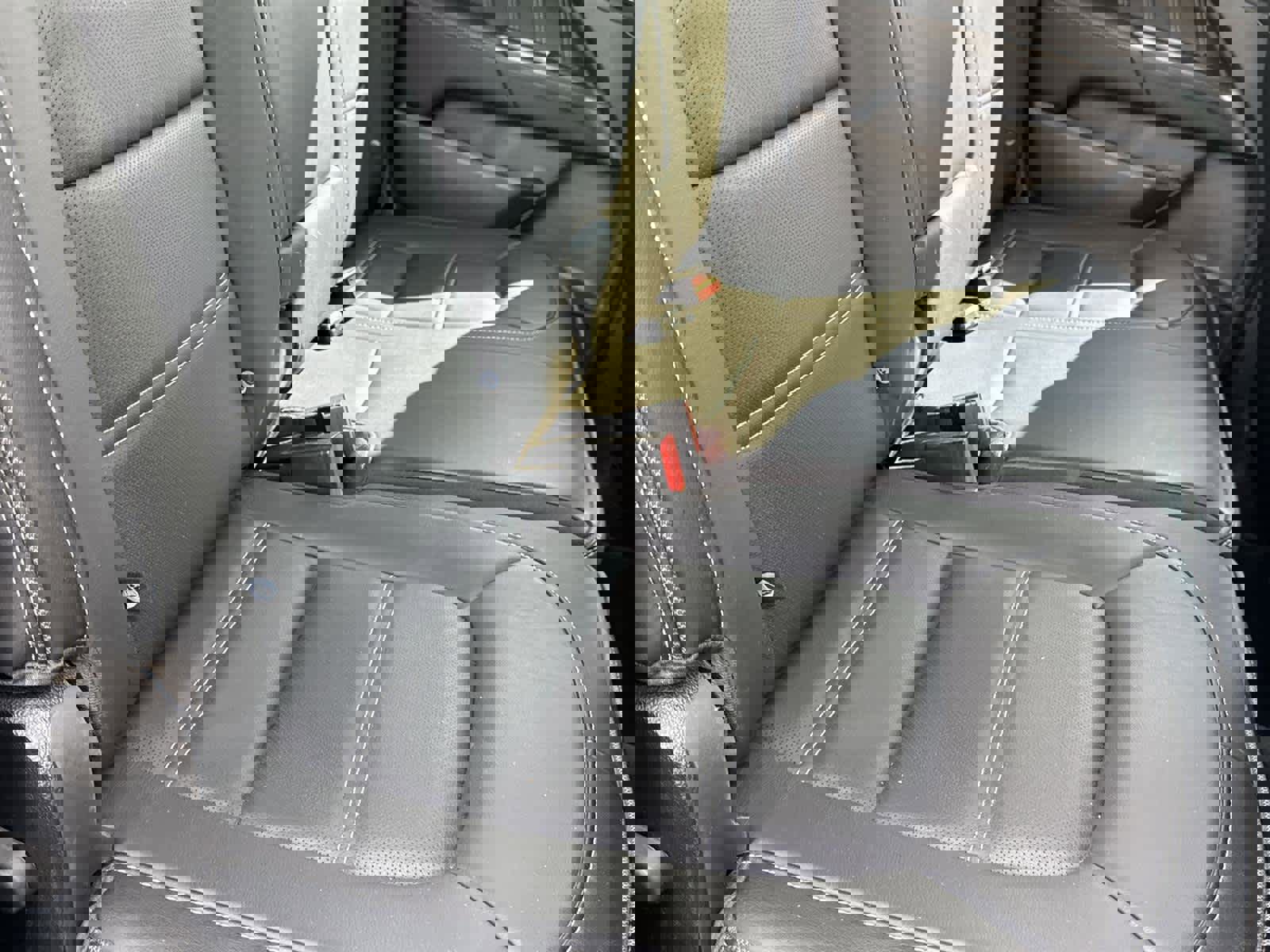 Used 2021 GMC Canyon Denali image 14