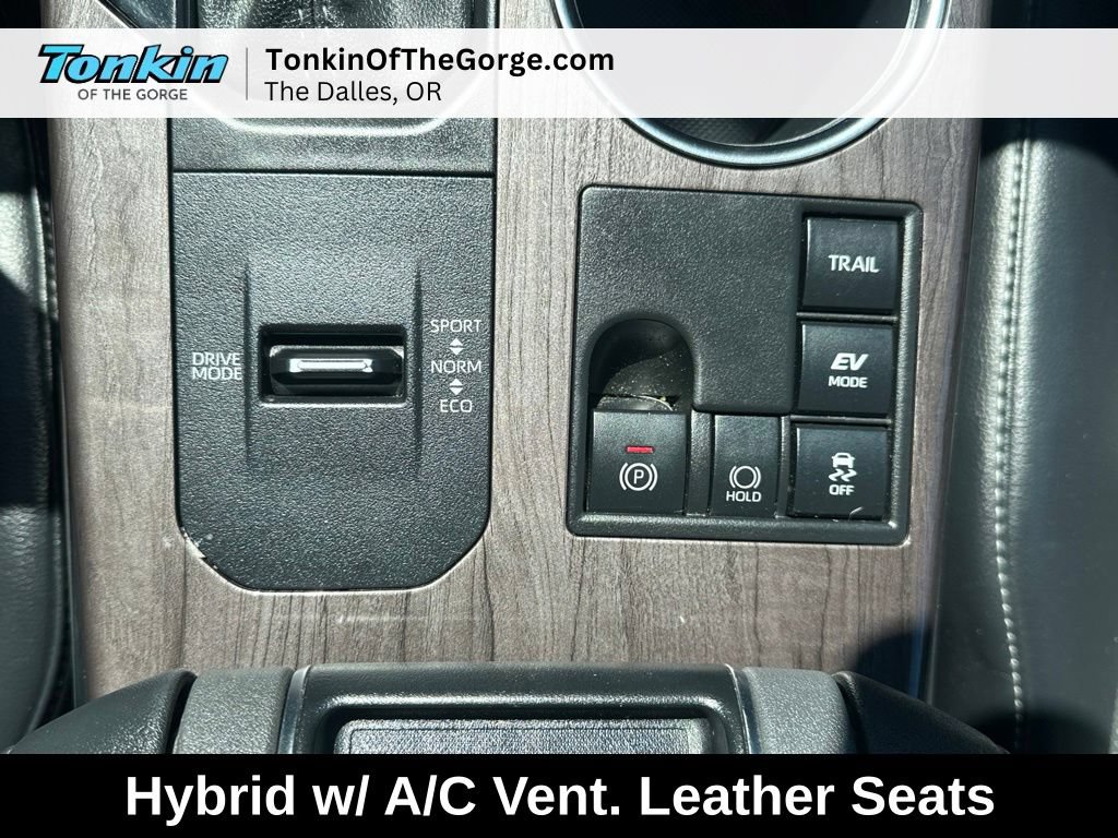 Used 2023 Toyota Highlander Limited AWD/4WD image 28