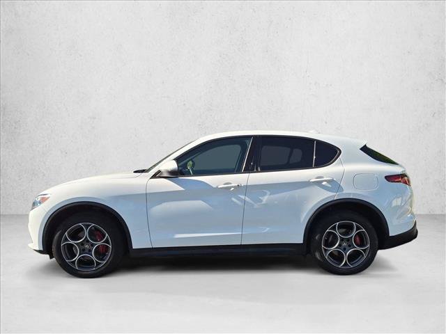 Used 2023 Alfa Romeo Stelvio Sprint AWD/4WD image 9
