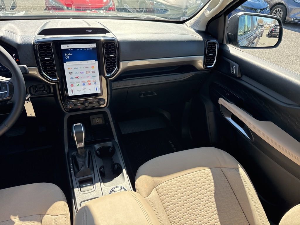 Used 2025 Ford Ranger XLT w/ Advanced Towing Package image 13