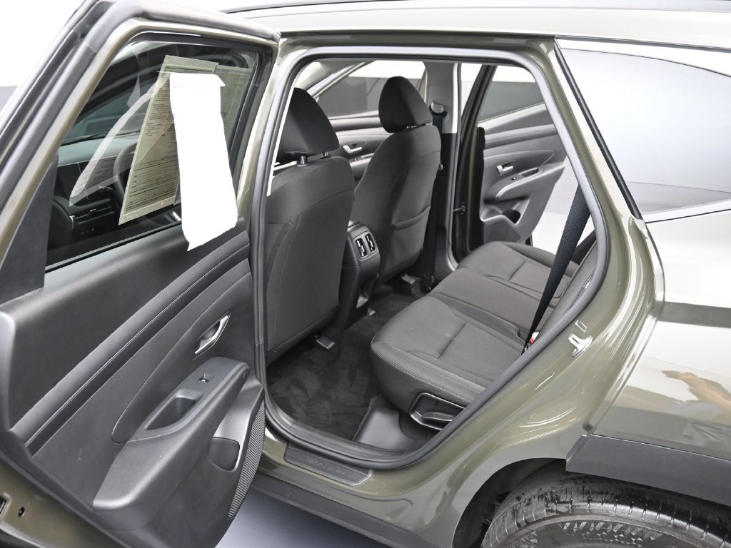 Used 2025 Hyundai Tucson SEL FWD image 11