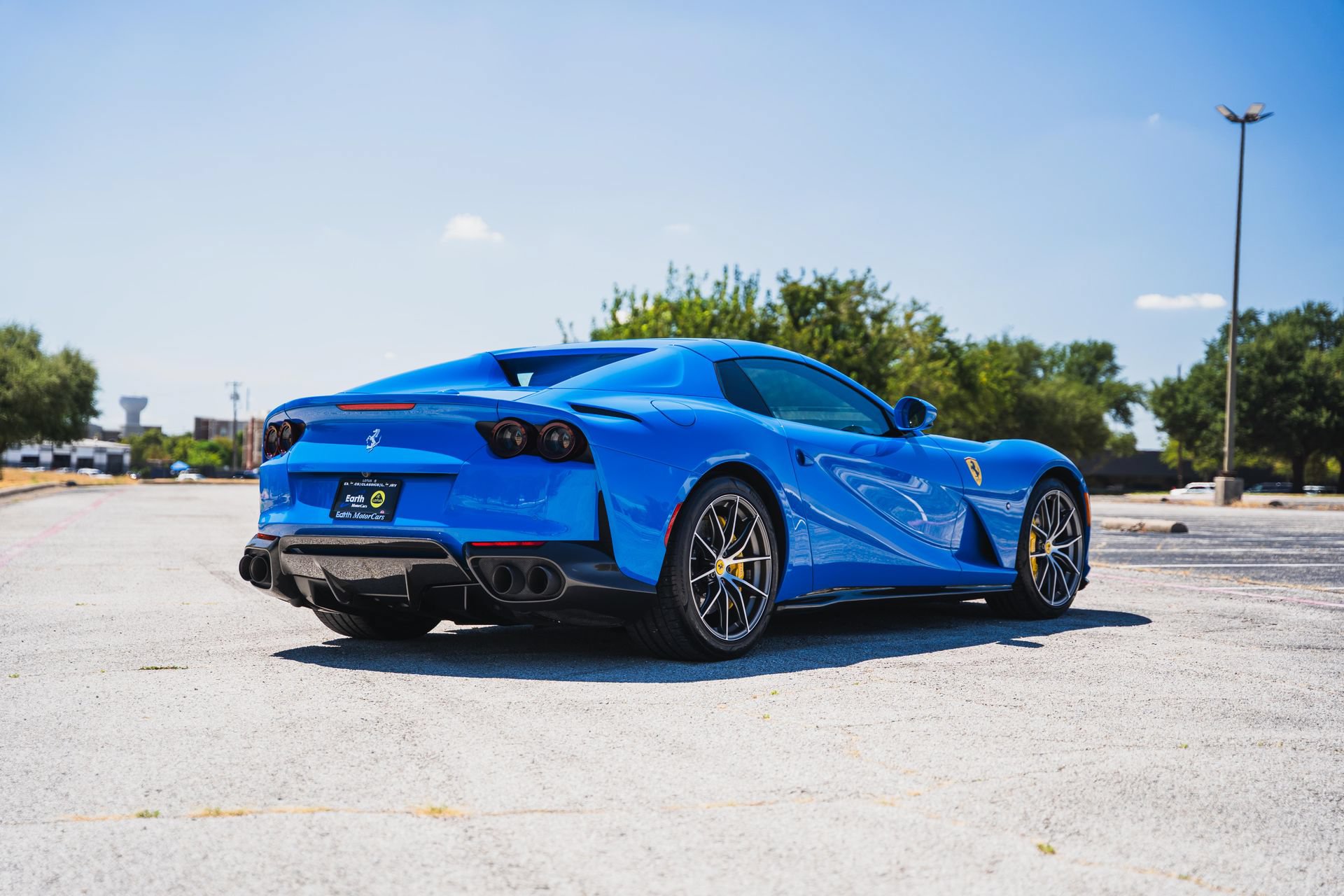 Used 2022 Ferrari 812 GTS RWD image 14