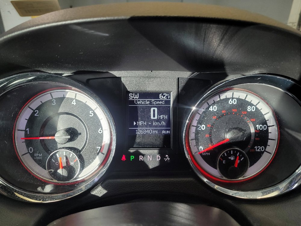 Used 2016 Dodge Grand Caravan R/T w/ Safety Sphere Group FWD image 23