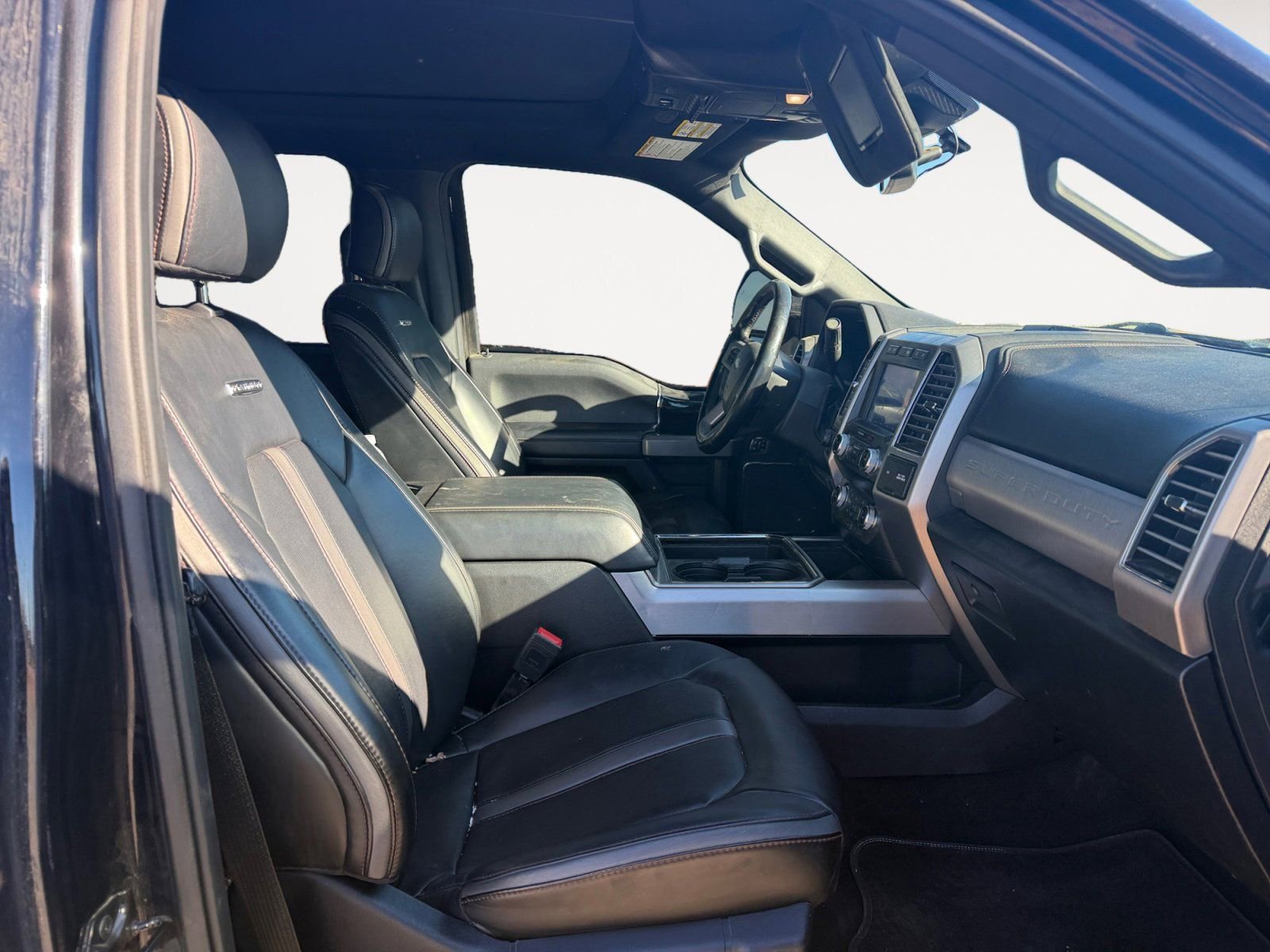 Used 2021 Ford F250 Platinum w/ FX4 Off-Road Package image 14