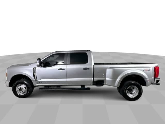 Used 2024 Ford F350 XL AWD/4WD image 5