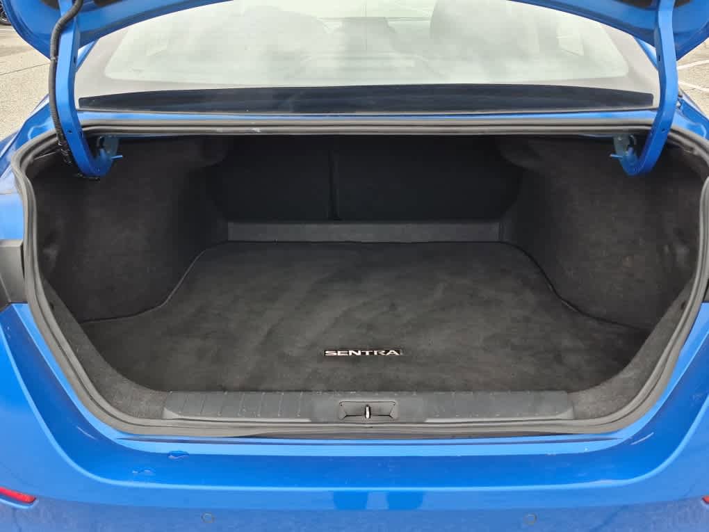 Used 2024 Nissan Sentra SV FWD image 19