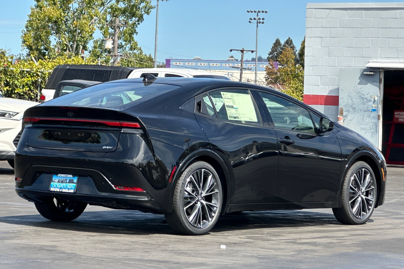 New 2027 Toyota Prius XLE FWD image 4