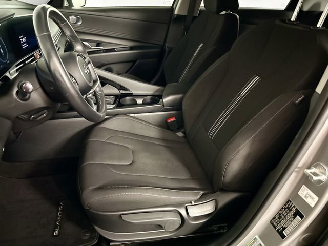 Used 2023 Hyundai Elantra SEL w/ Convenience Package FWD image 21