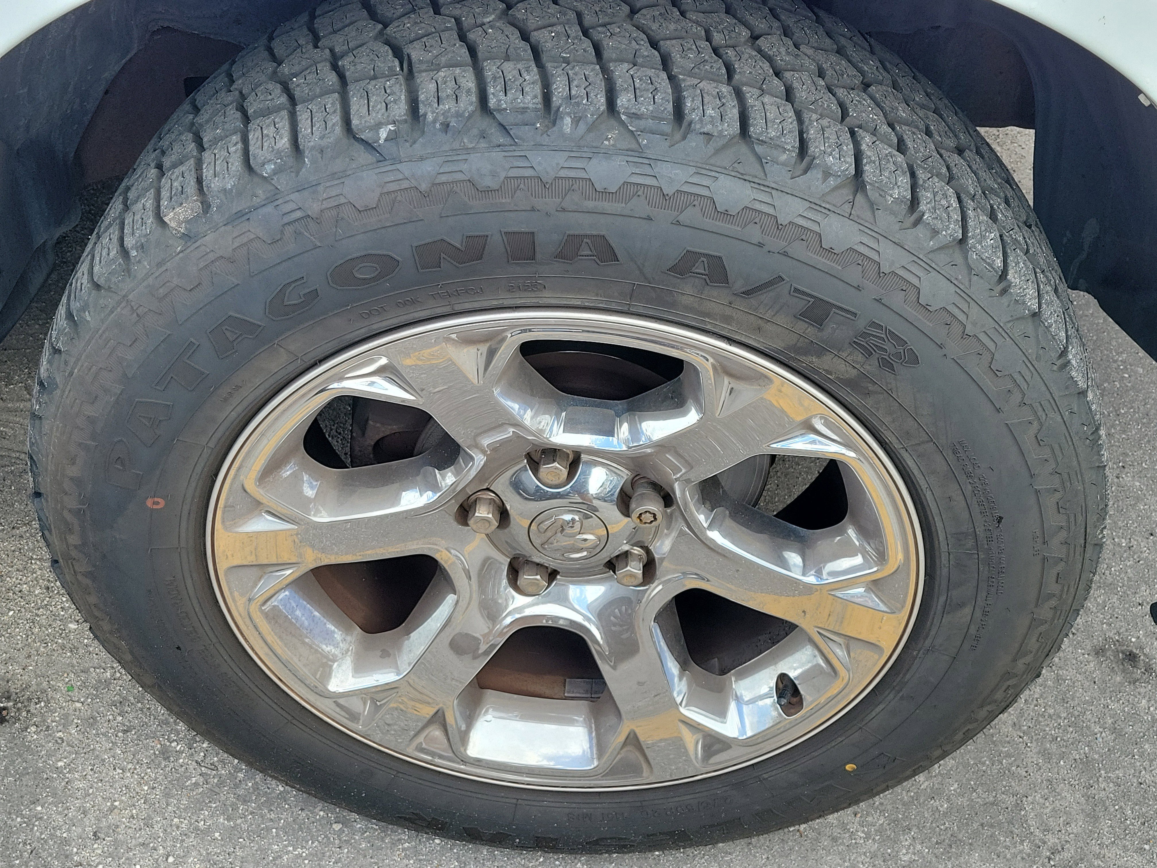 Used 2016 RAM 1500 Laramie w/ Convenience Group image 8