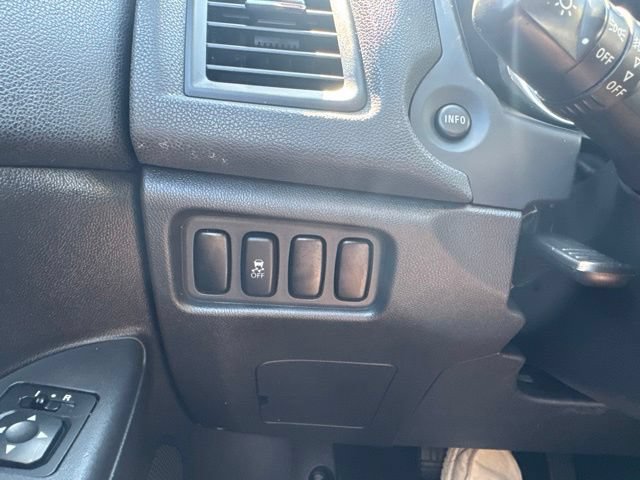 Used 2017 Mitsubishi Outlander Sport LE FWD image 22