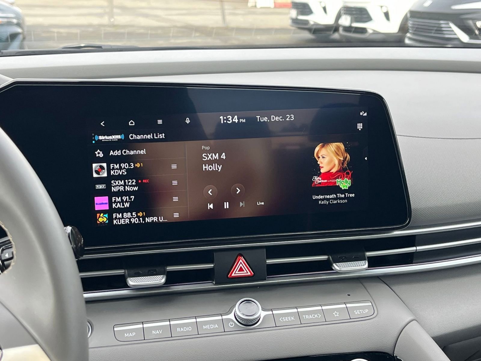 Used 2025 Hyundai Elantra SEL image 21