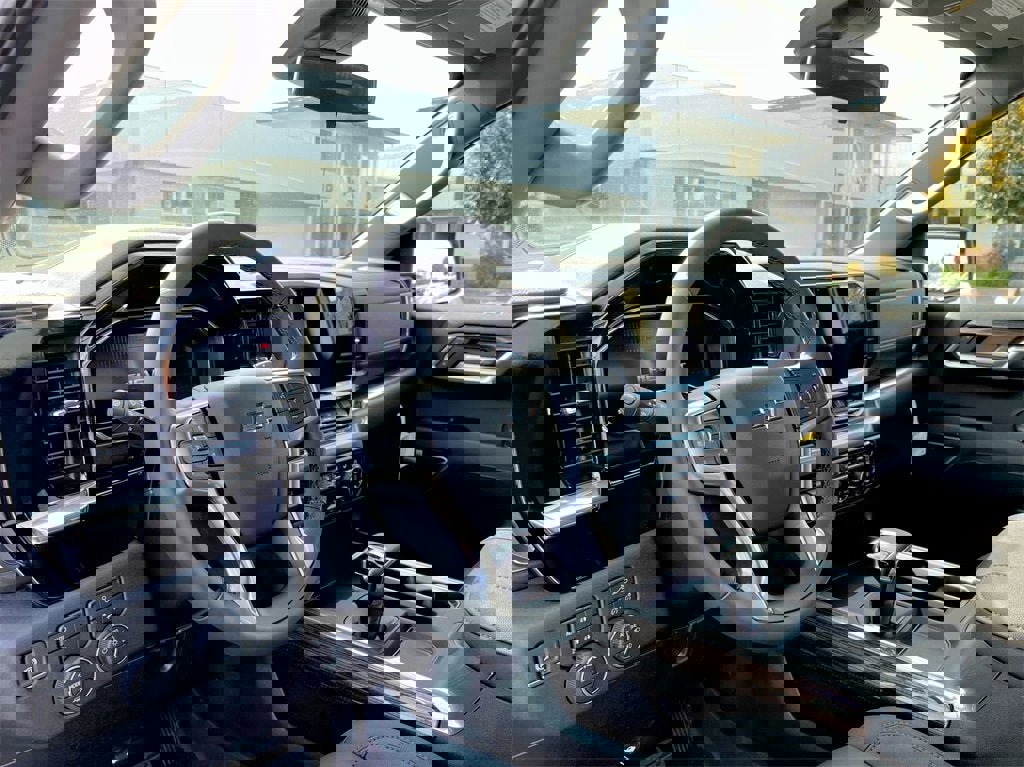 New 2025 Chevrolet Silverado 1500 RST w/ Redline Edition image 10