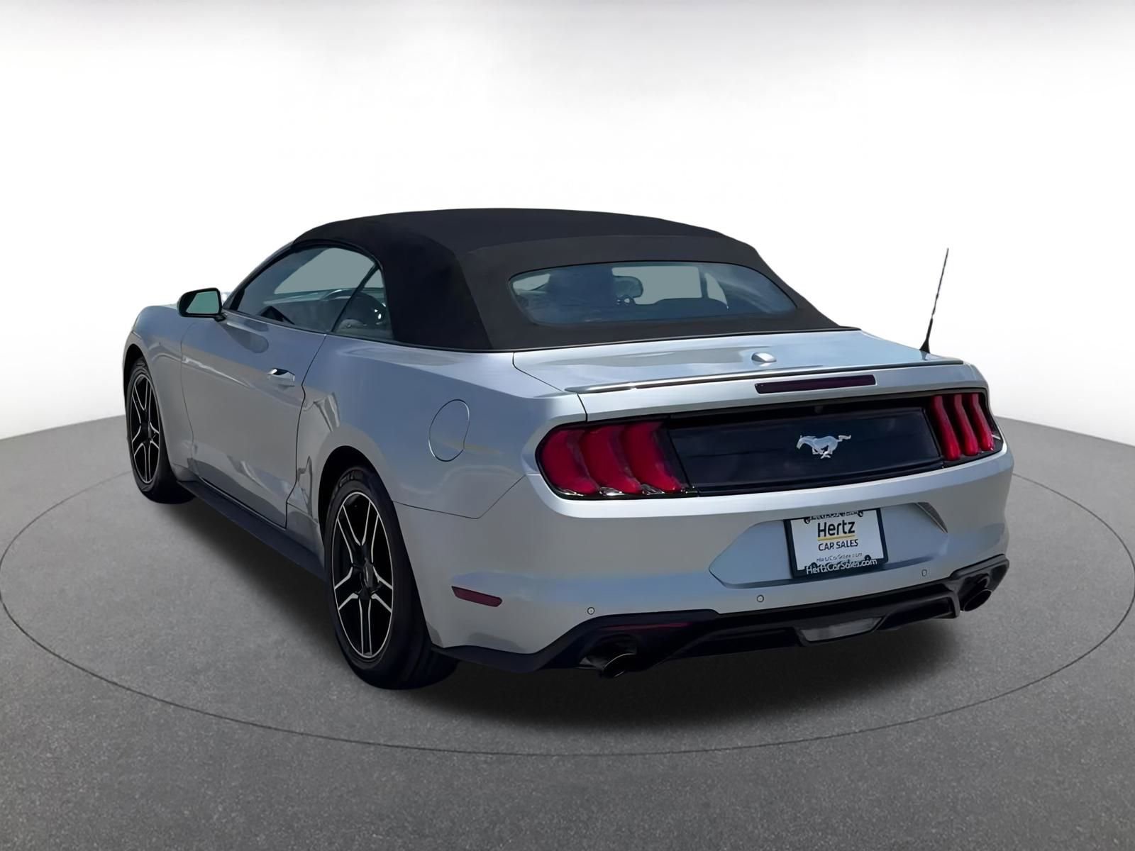 Used 2023 Ford Mustang Premium image 11