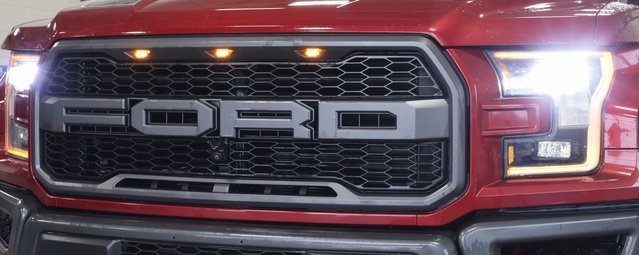 Used 2019 Ford F150 Raptor w/ Equipment Group 802A Luxury image 9