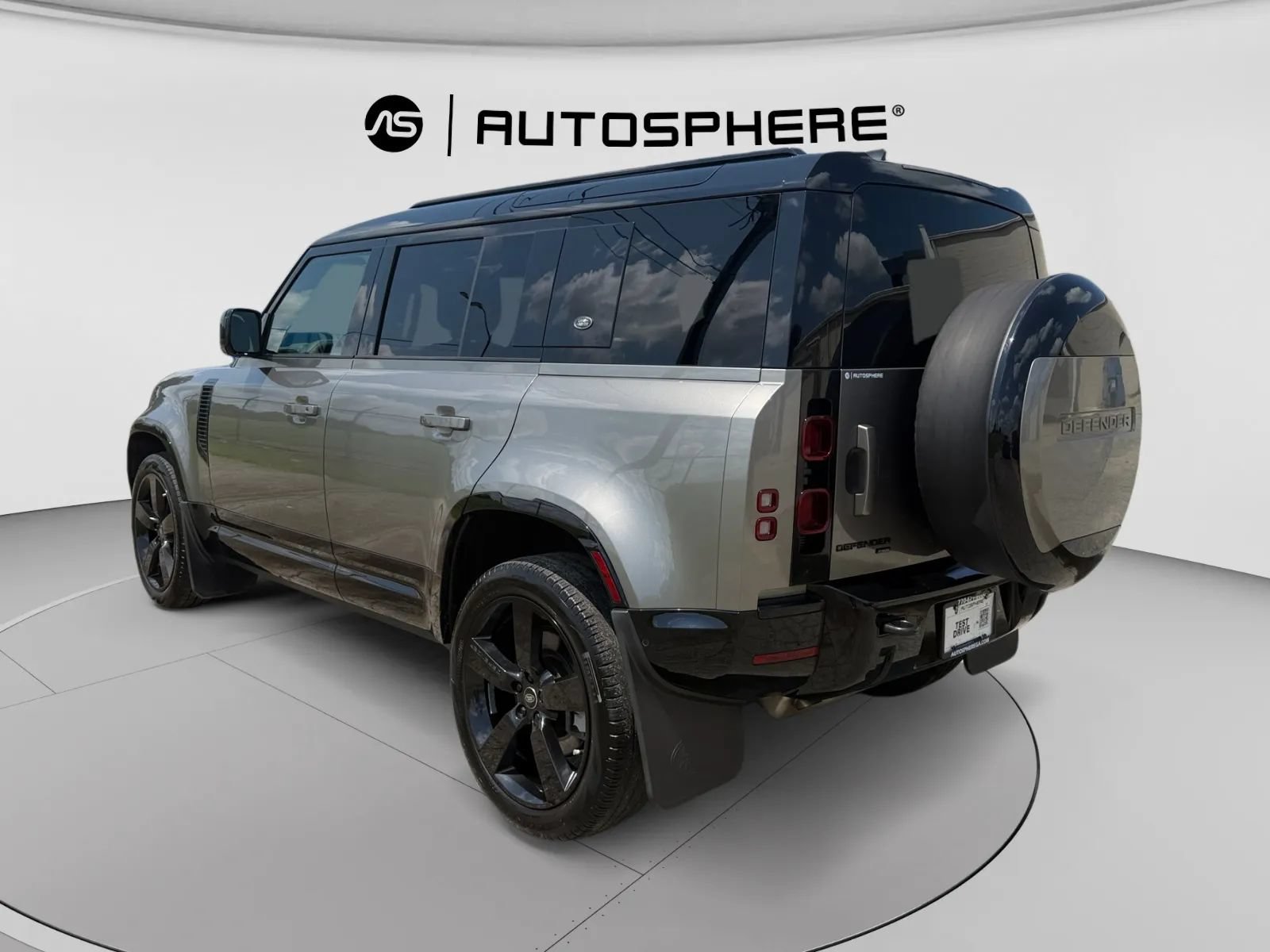 Used 2023 Land Rover Defender 110 X-Dynamic SE AWD/4WD image 6
