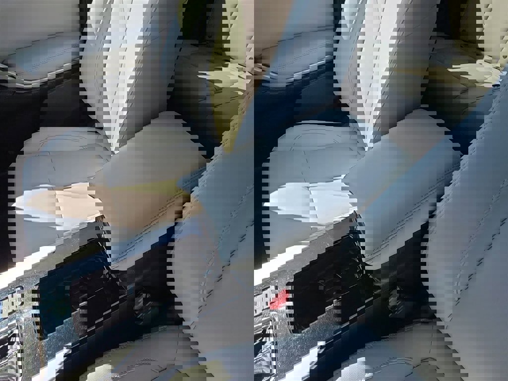 Used 2022 Mitsubishi Eclipse Cross AWD image 21