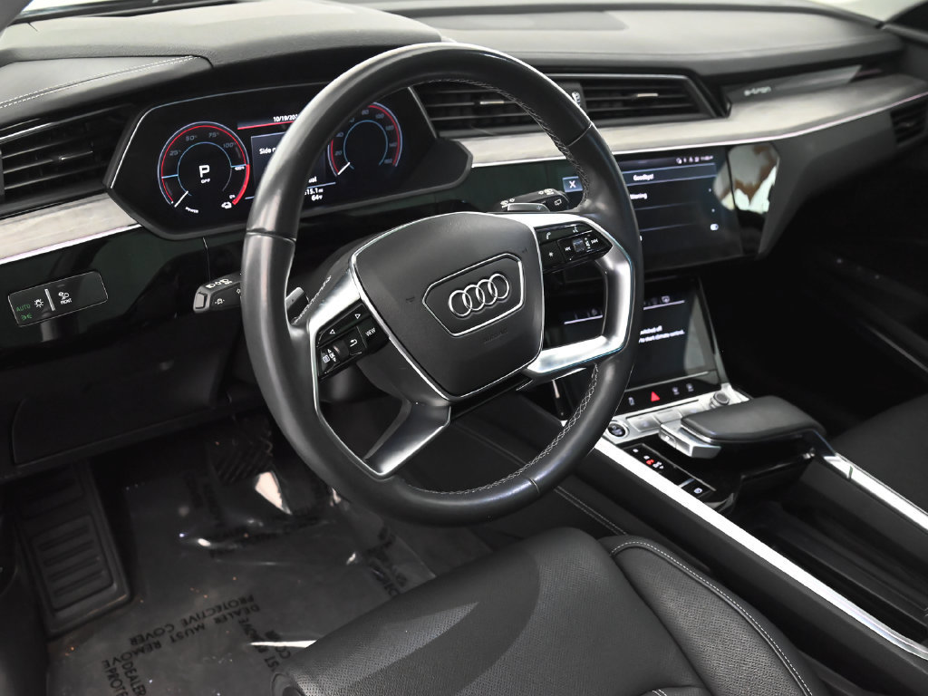 Used 2024 Audi Q8 e-tron Prestige w/ Prestige Package AWD/4WD image 17