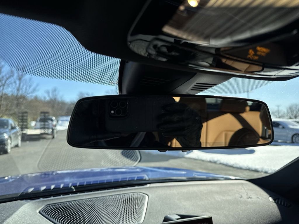 Used 2023 BMW 330i xDrive Sedan w/ M Sport Package image 18