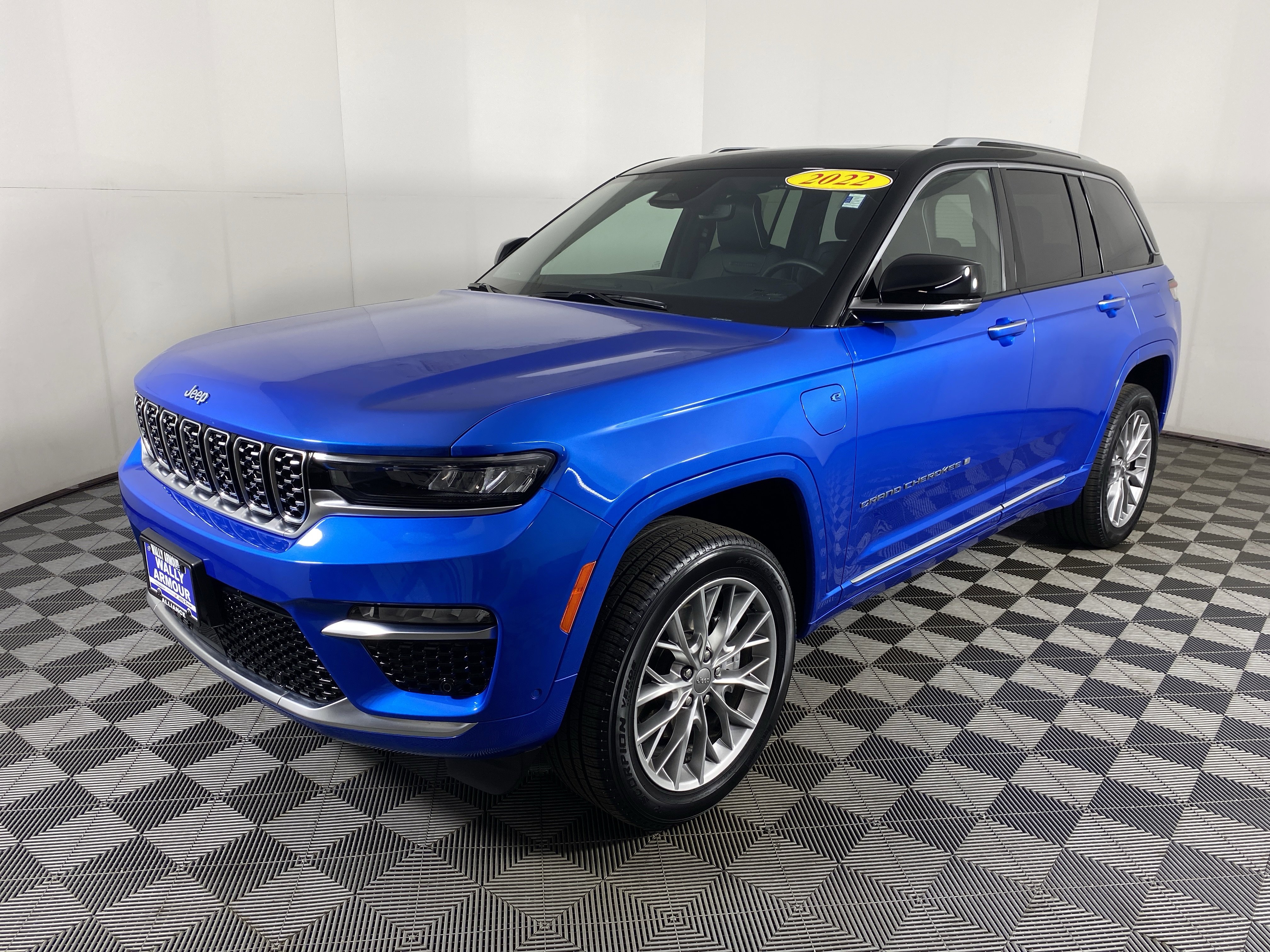 Used 2022 Jeep Grand Cherokee Summit image 12