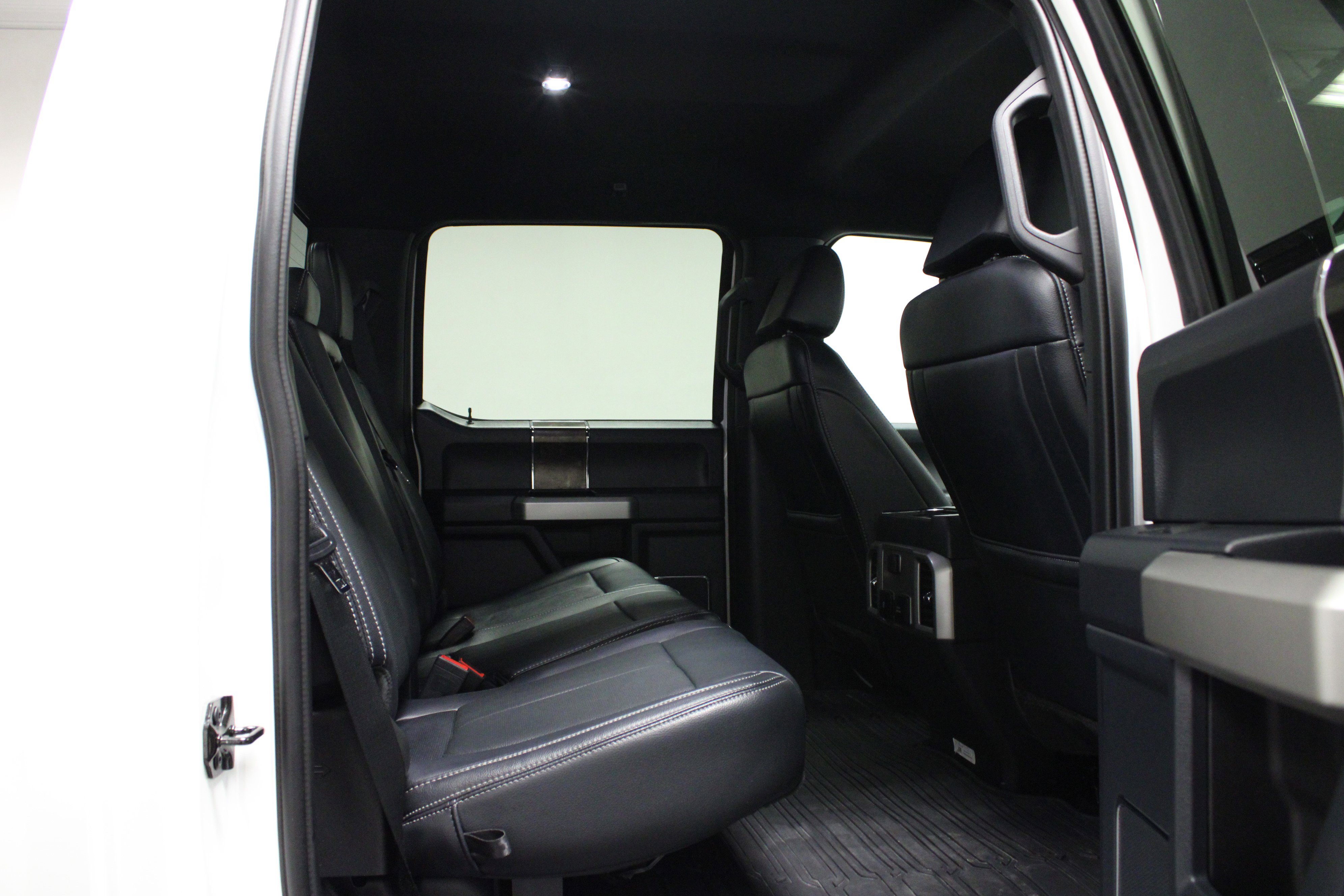 Used 2022 Ford F250 Lariat w/ Tremor Off-Road Package image 14