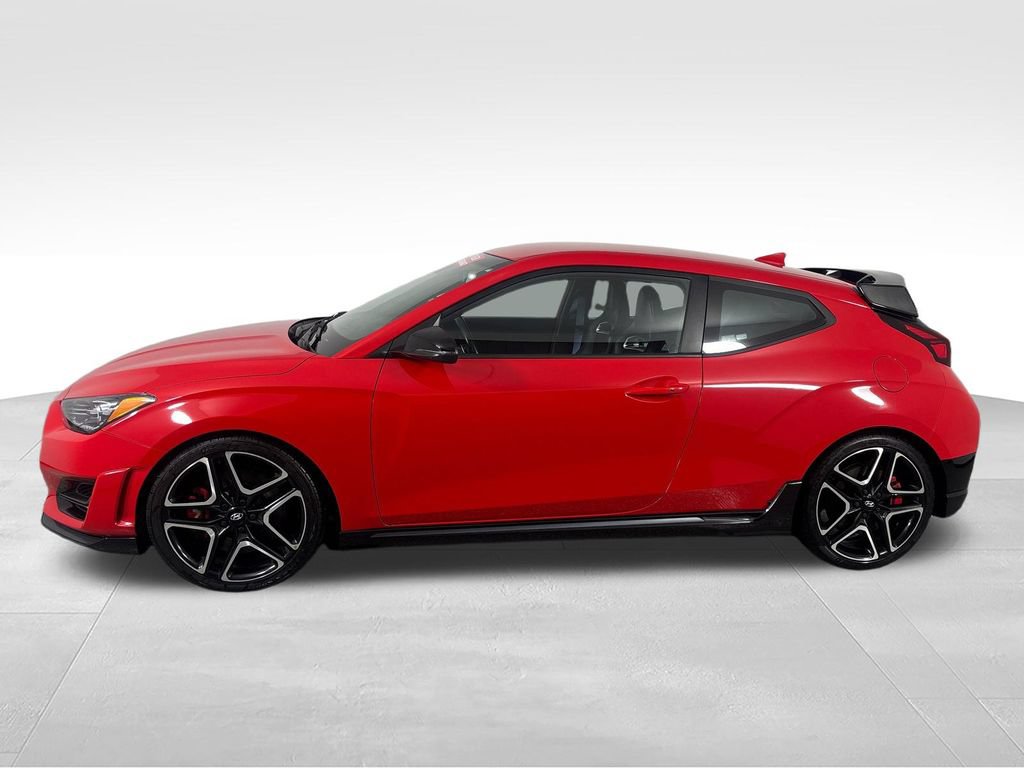 Used 2022 Hyundai Veloster N FWD image 4