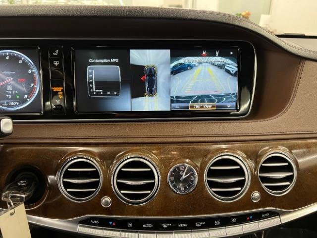 Used 2017 Mercedes-Benz S 550 4MATIC Sedan w/ Premium Package image 26