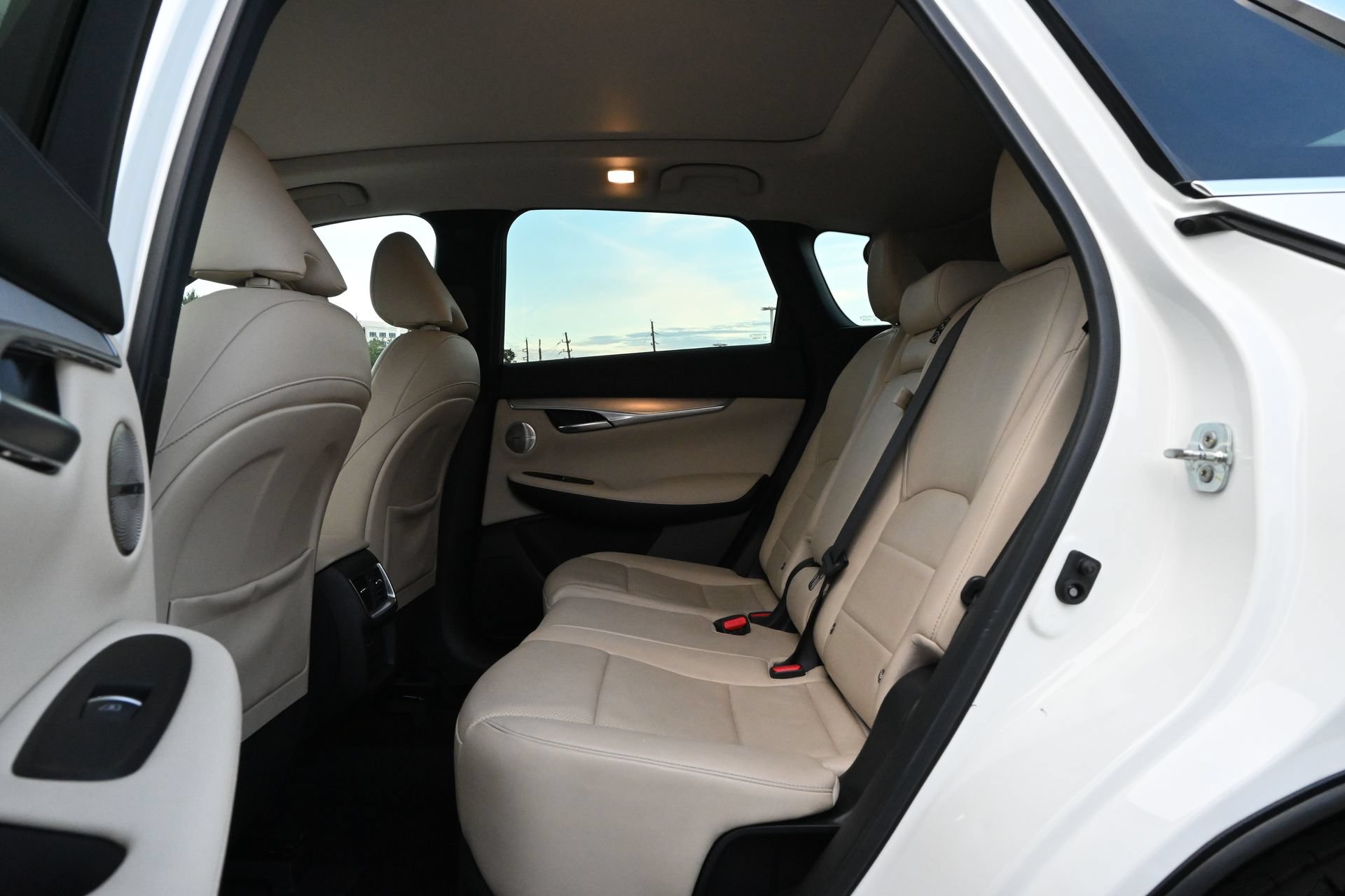 Used 2022 INFINITI QX50 Essential FWD image 20