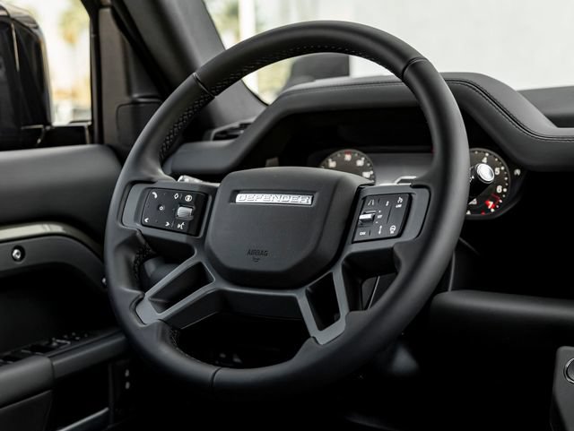 New 2026 Land Rover Defender 110 X-Dynamic SE AWD/4WD image 19