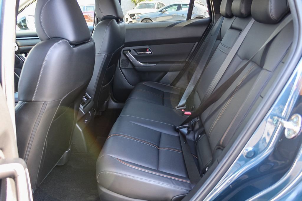 Used 2025 MAZDA CX-50 2.5 Hybrid w/ Premium Plus Pkg image 18