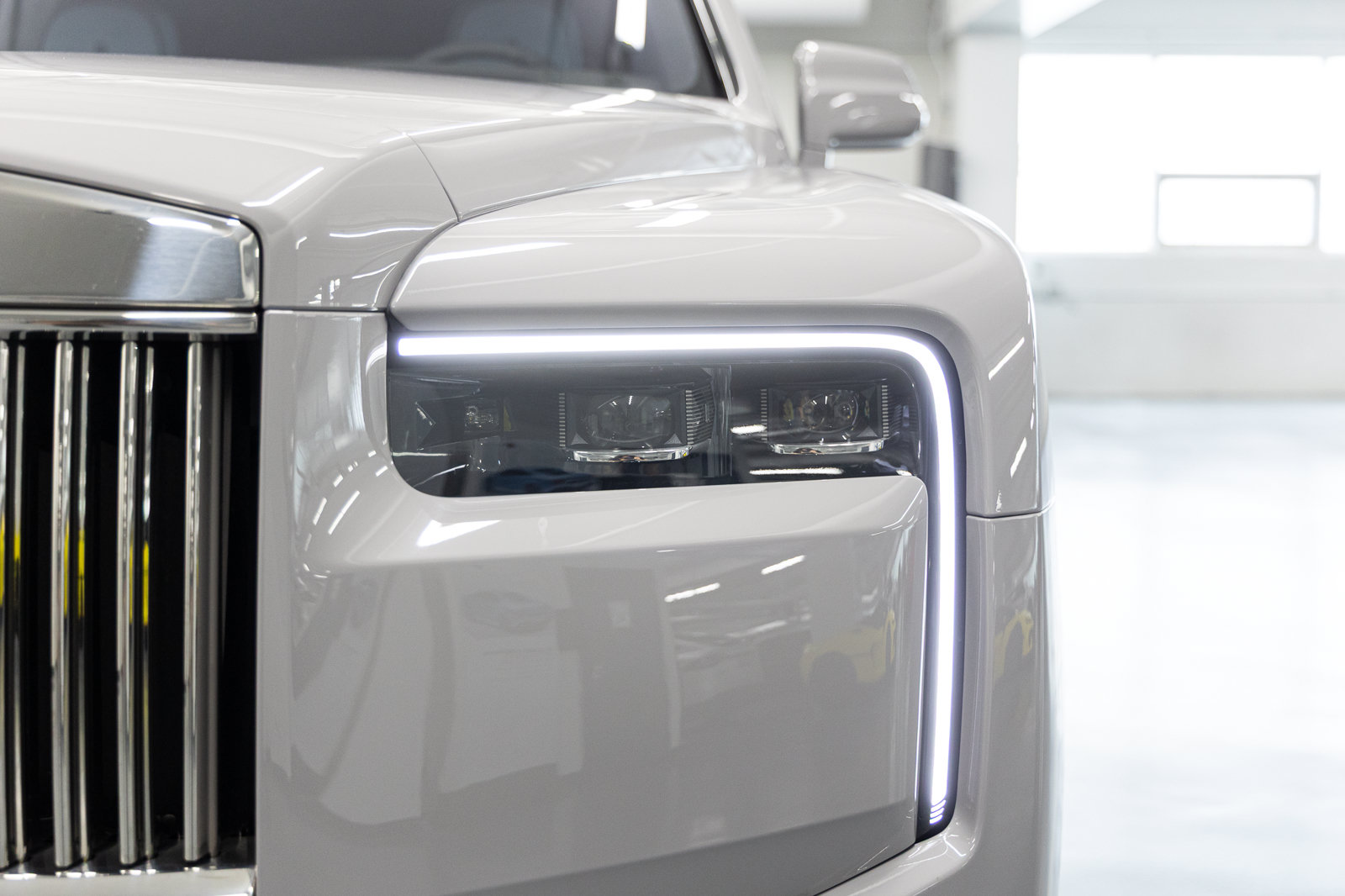 New 2027 Rolls-Royce Cullinan AWD/4WD image 13