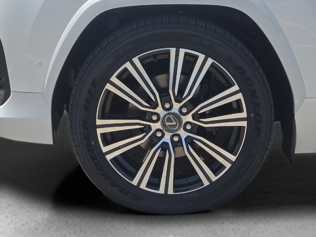 New 2026 Lexus LX 700h Luxury AWD/4WD image 9