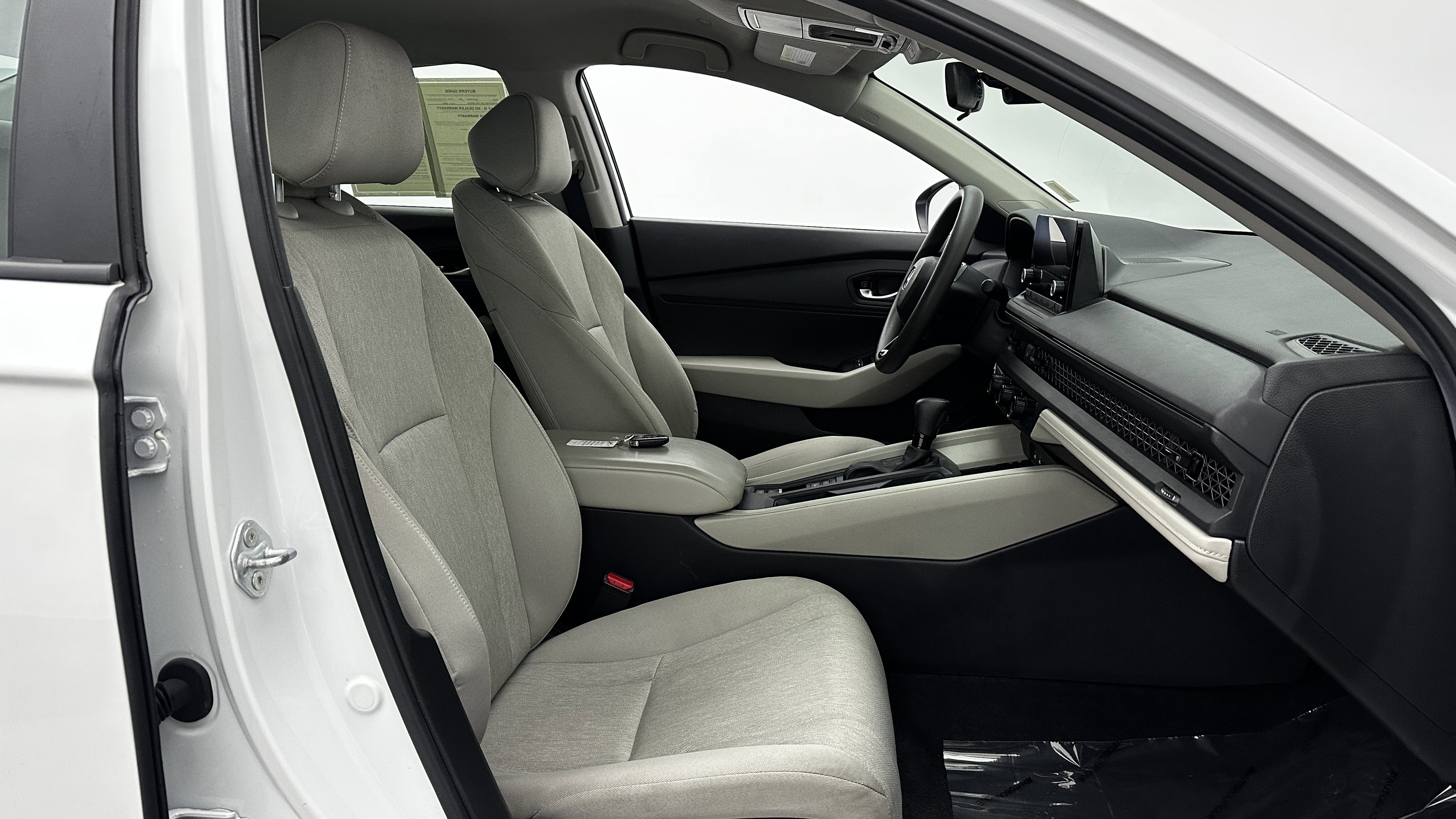 Used 2025 Honda Accord LX image 33