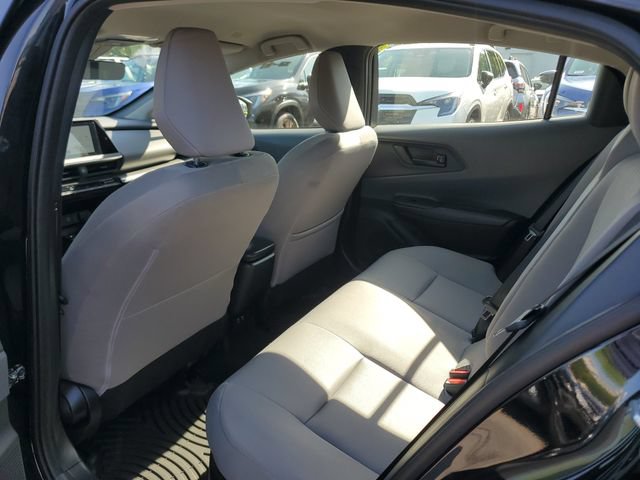 Used 2024 Toyota Prius LE FWD image 12