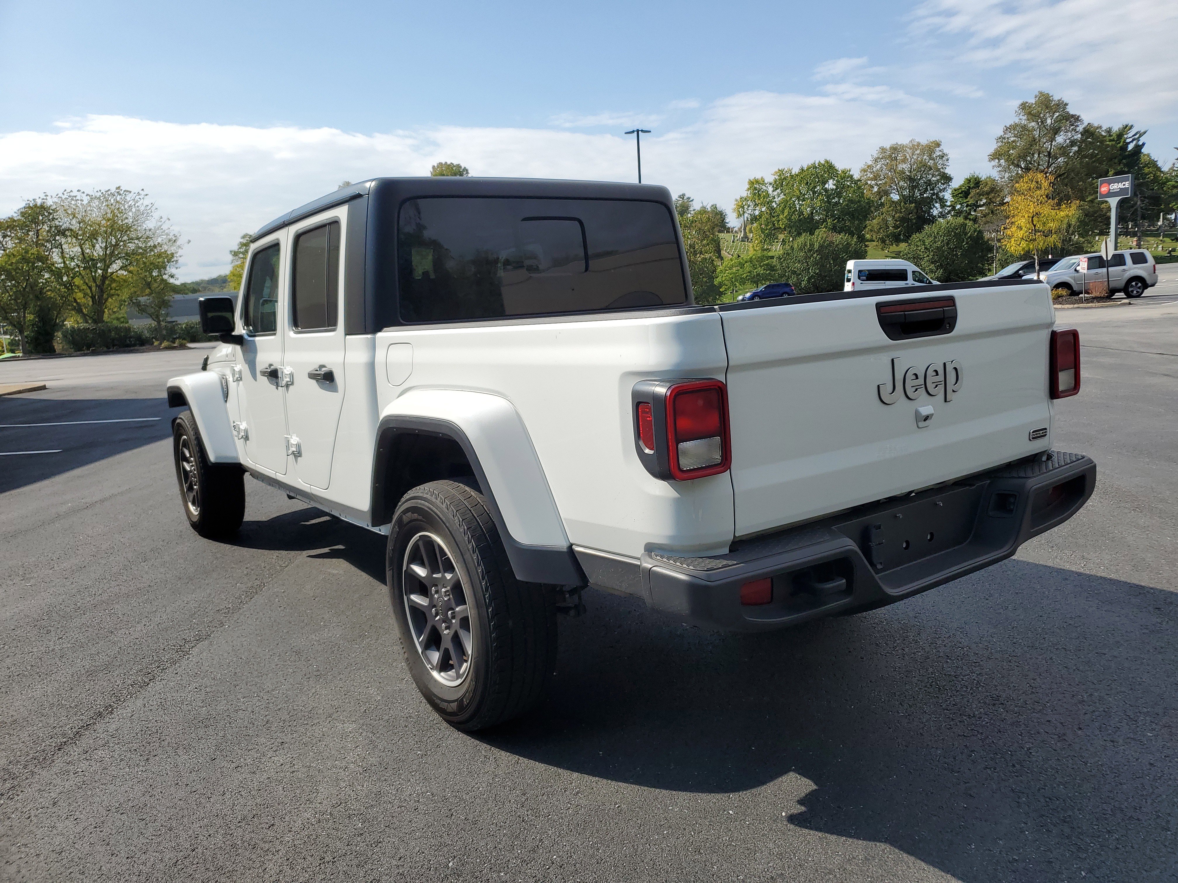 Certified 2023 Jeep Gladiator Overland image 7