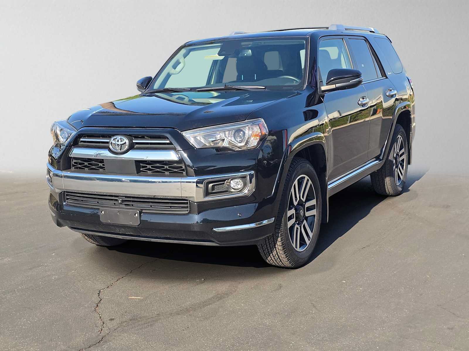 Used 2024 Toyota 4Runner Limited RWD image 7