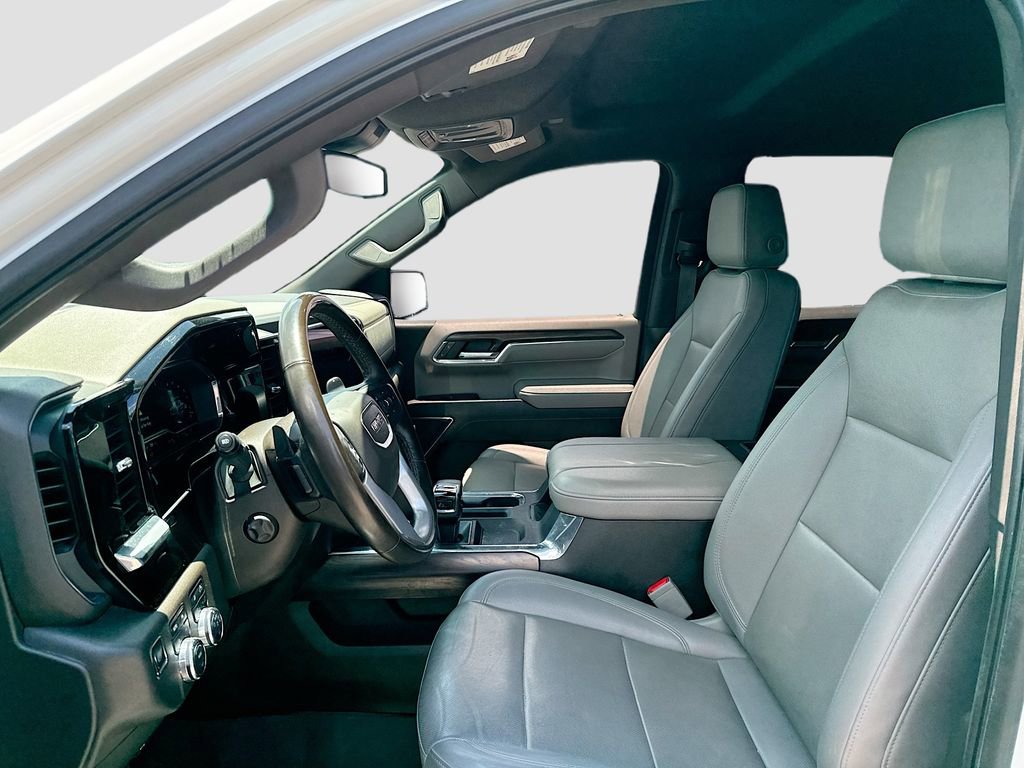 Used 2023 GMC Sierra 1500 SLT AWD/4WD image 11