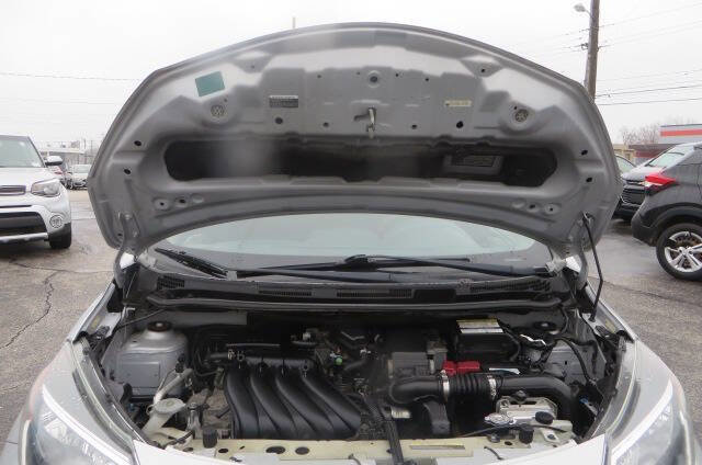 Used 2018 Nissan Versa Note S image 9