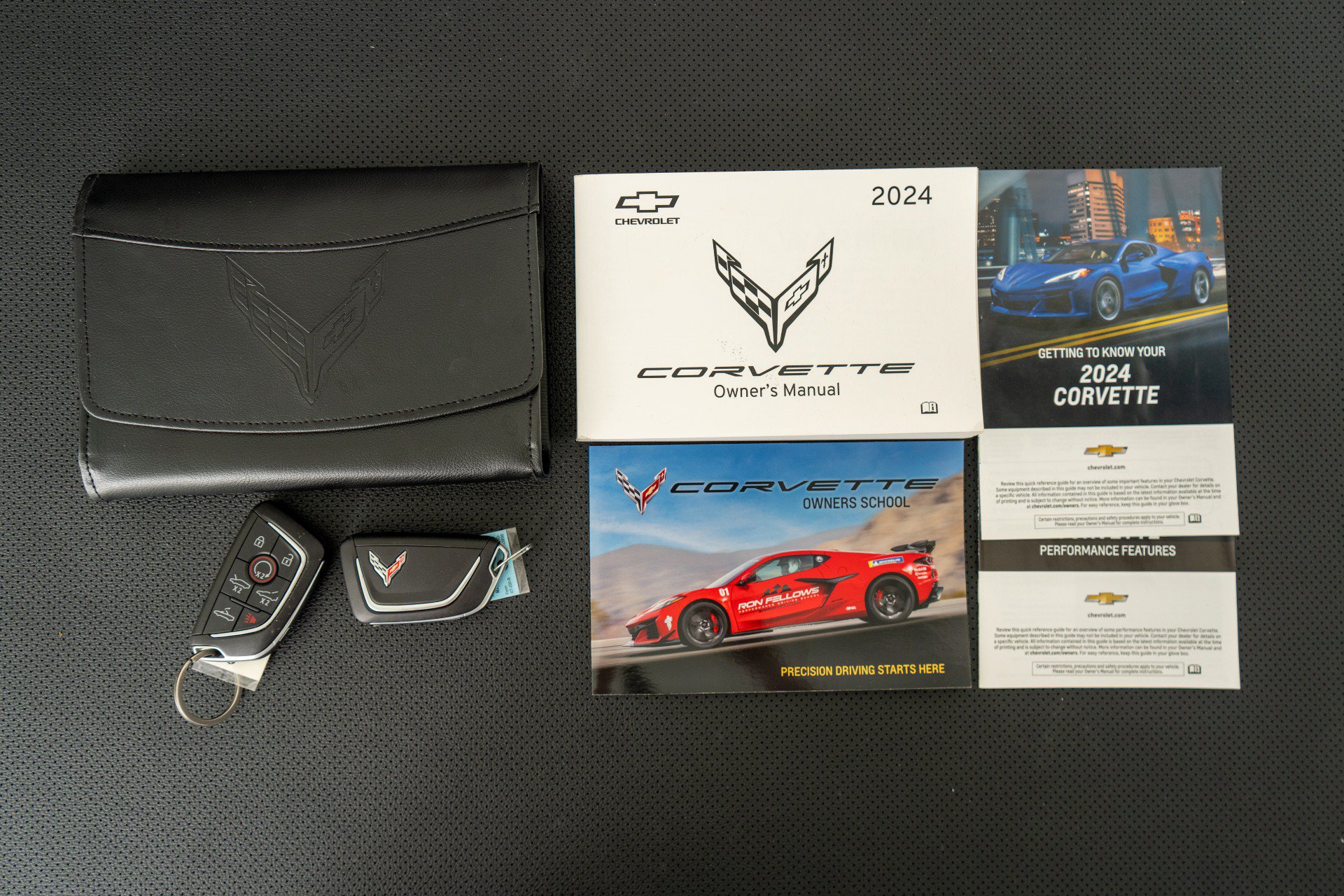 Used 2024 Chevrolet Corvette Z06 w/ Z07 Performance Package RWD image 21