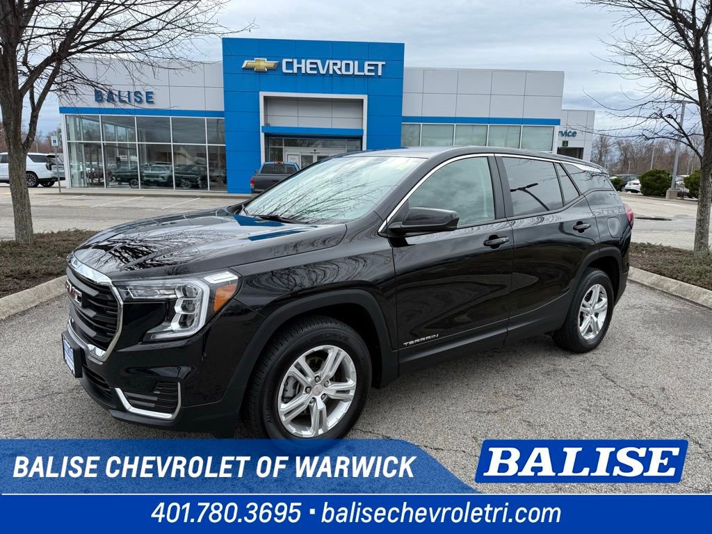 Used 2024 GMC Terrain SLE
