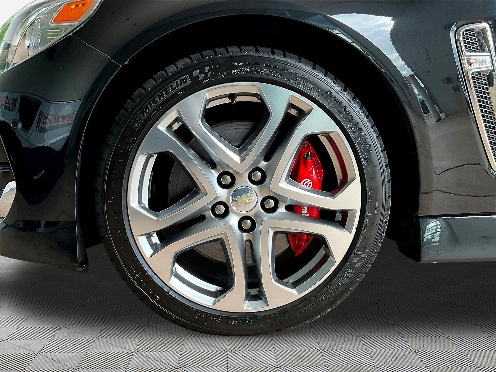 Used 2016 Chevrolet SS RWD image 32