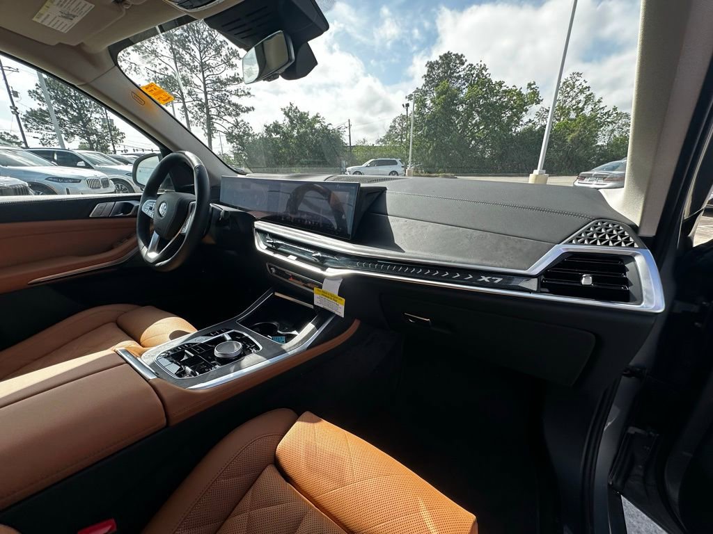 Certified 2026 BMW X7 xDrive40i image 32
