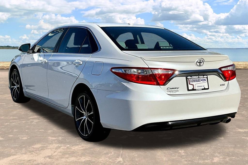 Used 2017 Toyota Camry XSE FWD image 5