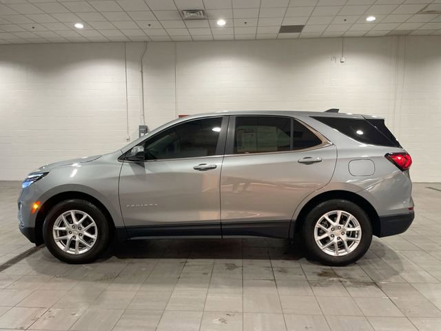 Used 2023 Chevrolet Equinox LT image 2