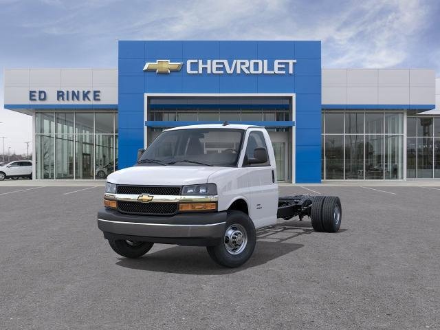 New 2026 Chevrolet Express 4500 w/ Power Convenience Package RWD image 8