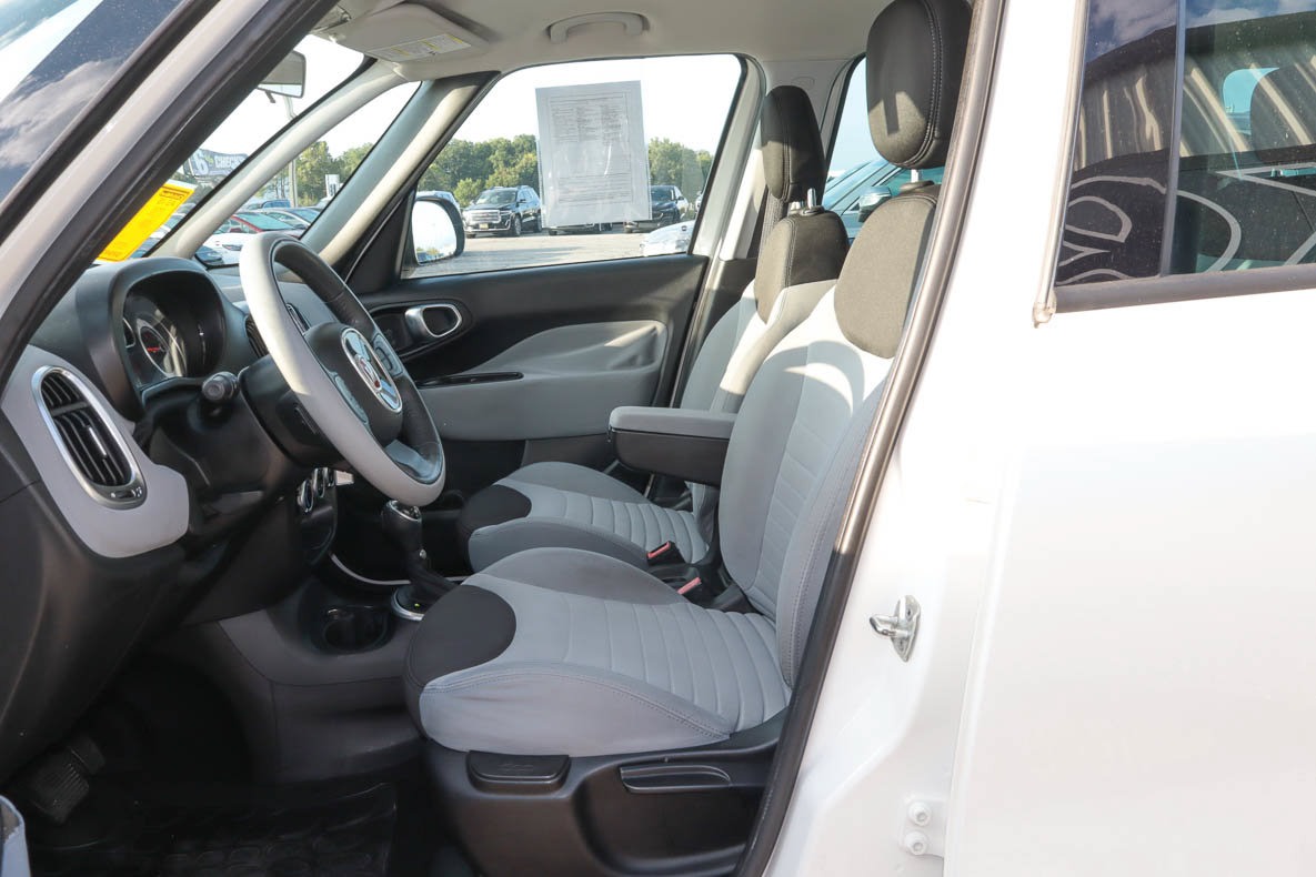 Used 2014 FIAT 500L Easy FWD image 7