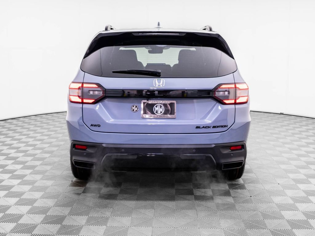 New 2026 Honda Pilot Black Edition image 4