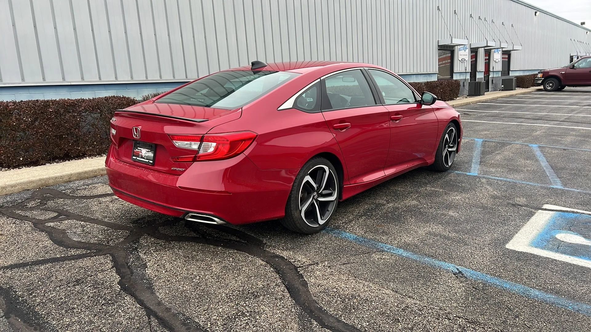 Used 2021 Honda Accord Sport image 4