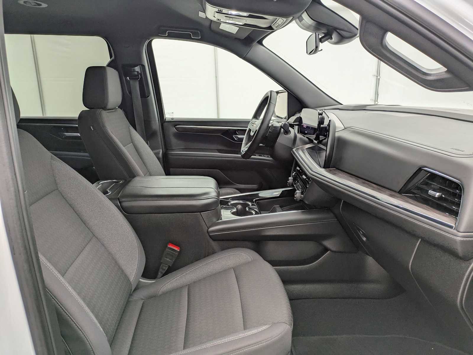 Used 2025 Chevrolet Suburban LS w/ Max Trailering Package image 20