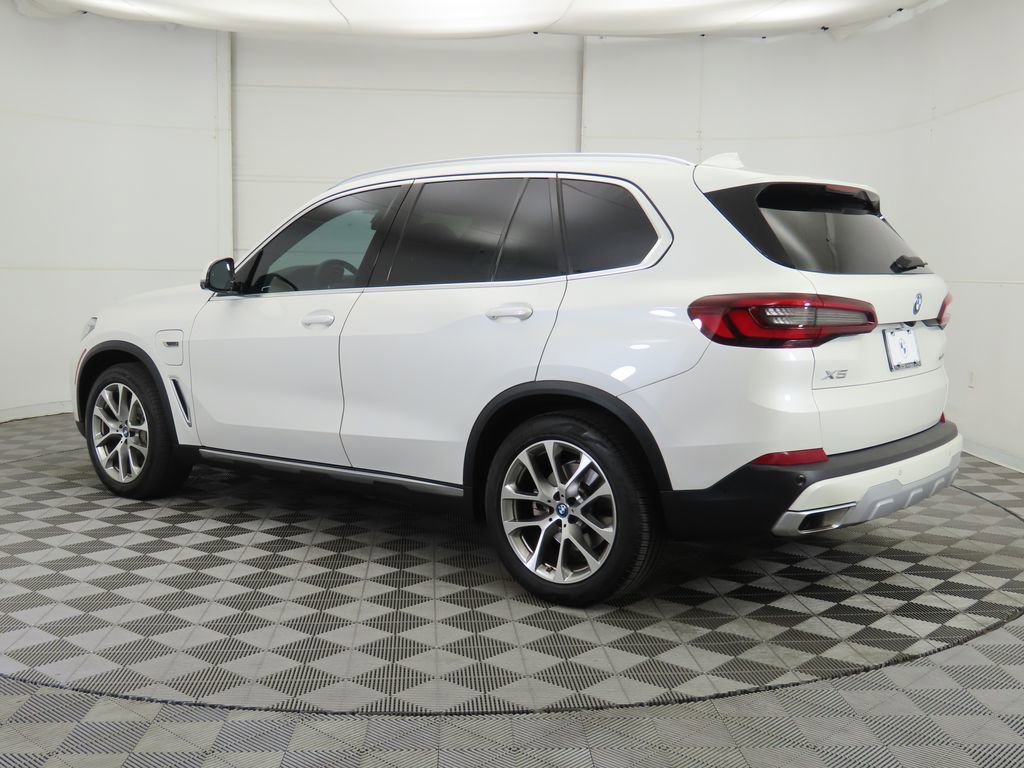 Used 2022 BMW X5 xDrive45e w/ Climate Comfort Package image 7